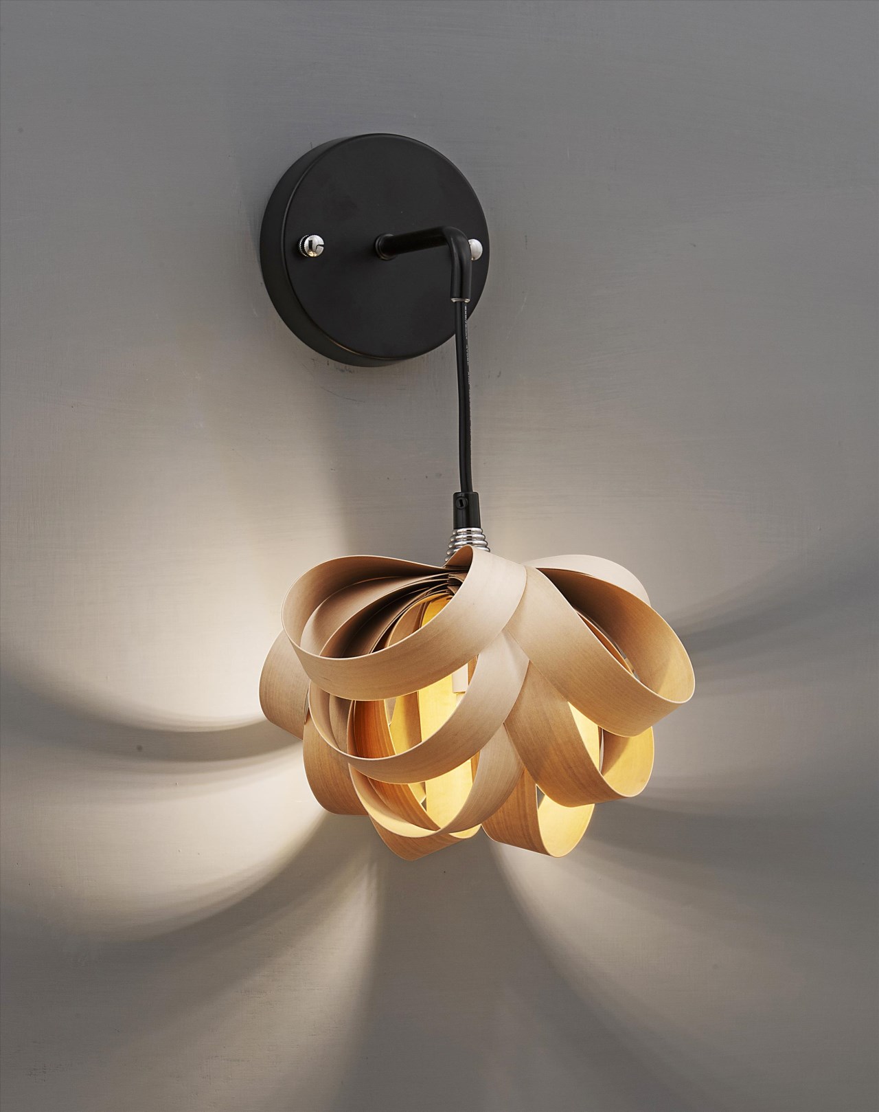 白安麗格原木皮燈罩